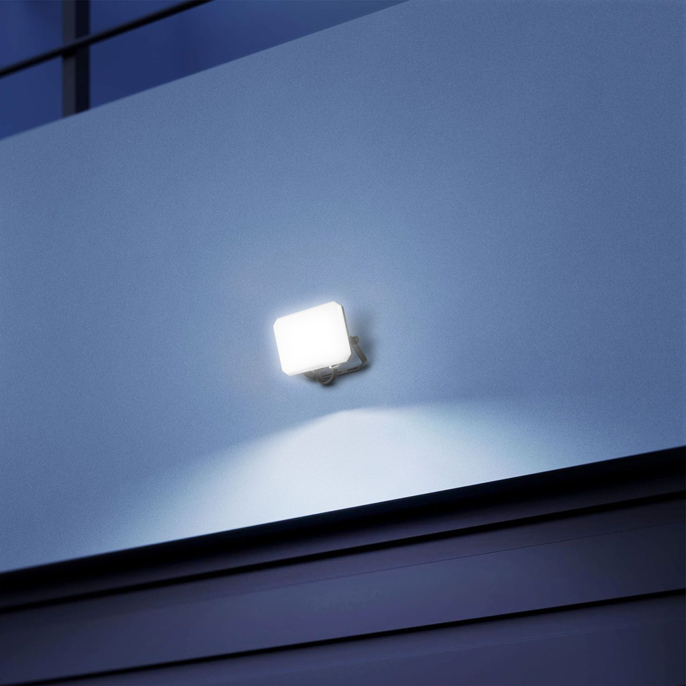 Naświetlacz LED VIDEX 20W 5000K IP65