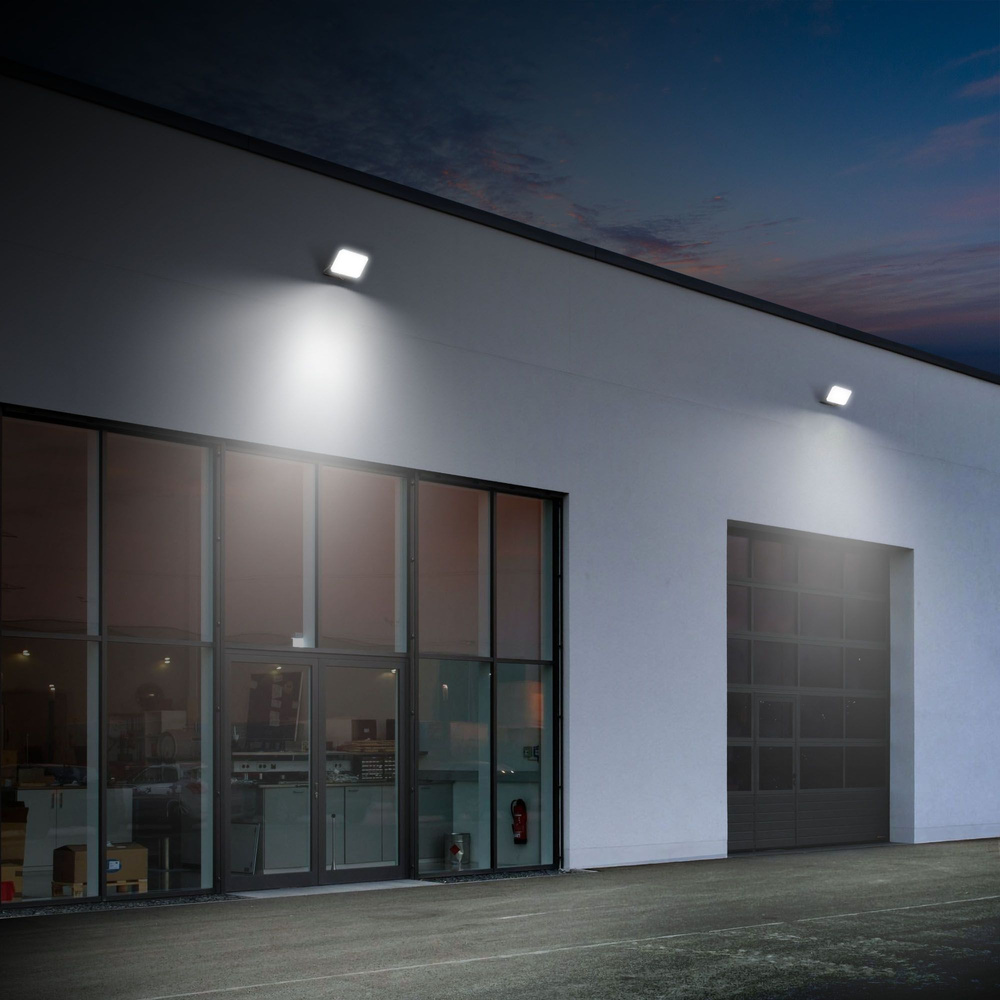 Naświetlacz LED VIDEX 100W 5000K IP65