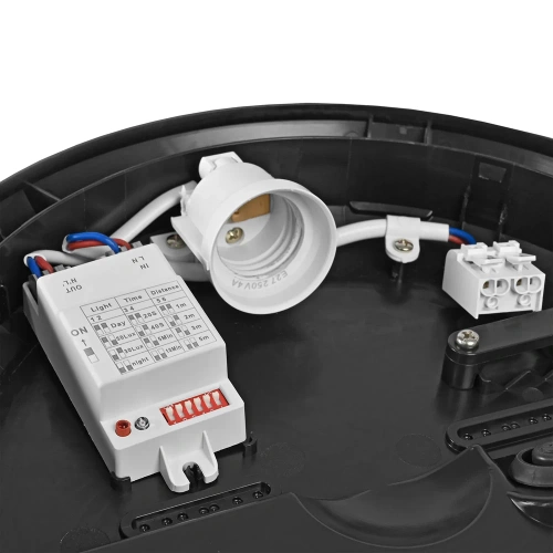 Oprawa sufitowa VIDEX 30W E27, IP65, czujnik ruchu mikrofalowego, czarna