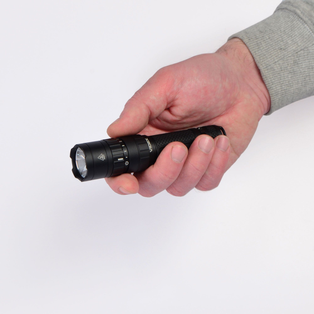 Latarka LED przenośna VIDEX 1700Lm 6500K