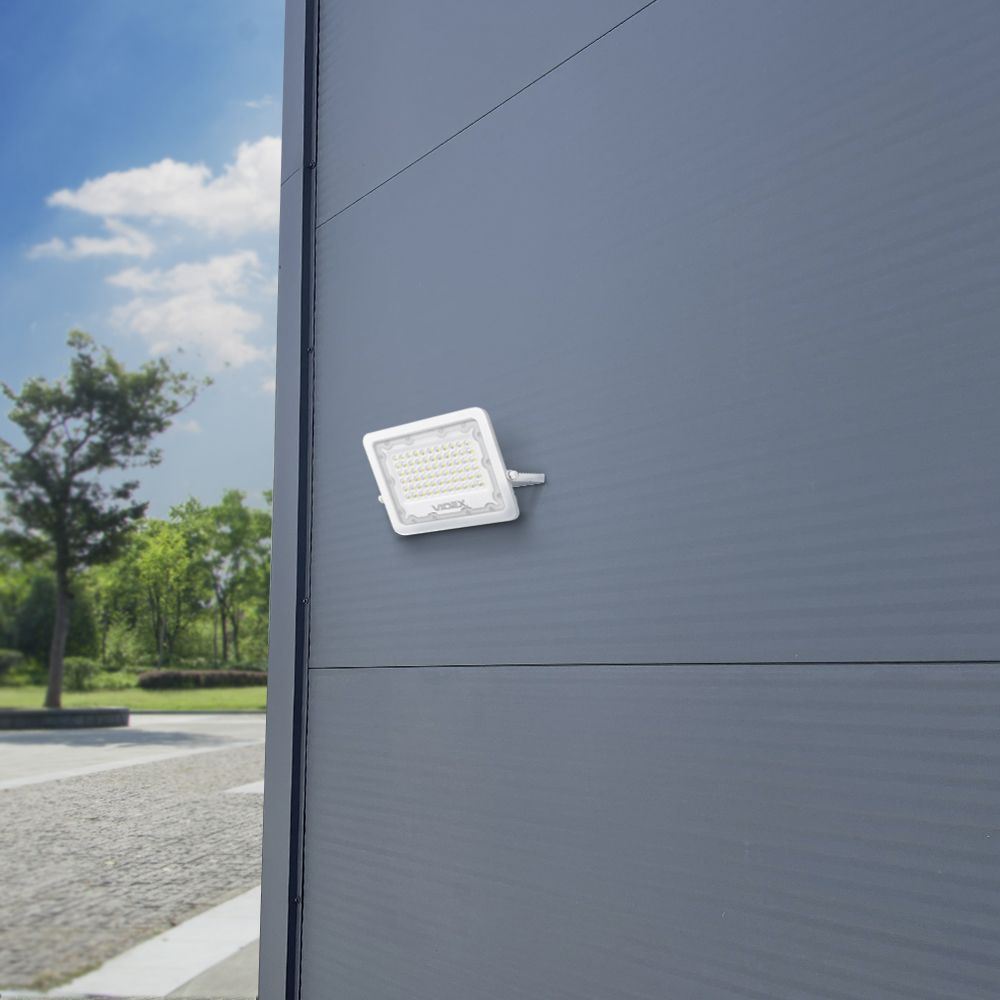 Naświetlacz LED VIDEX 50W 5000K IP65